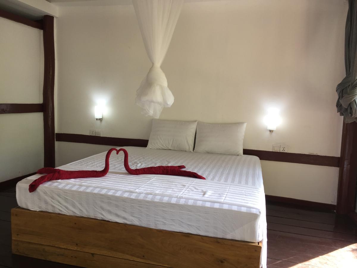 Malibu Hostel Koh Rong Island Exterior photo