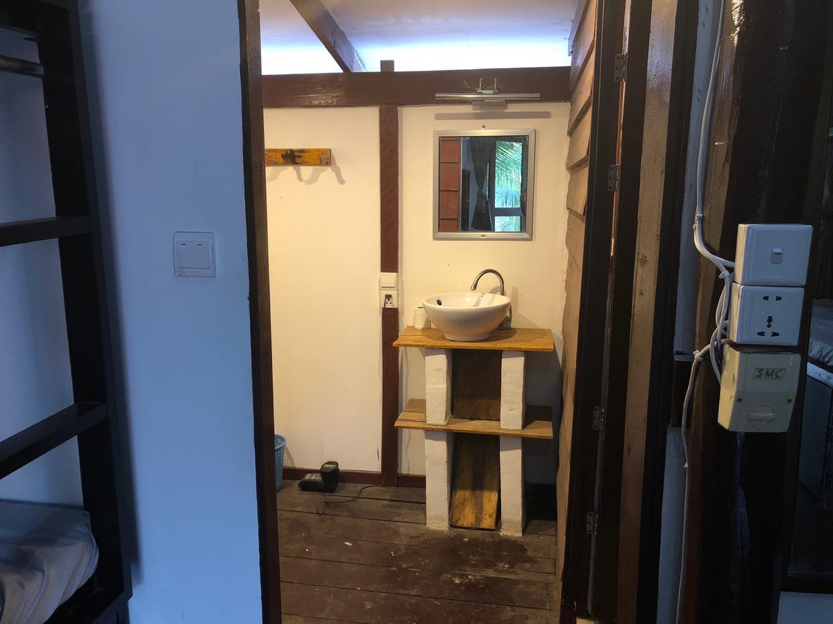 Malibu Hostel Koh Rong Island Exterior photo