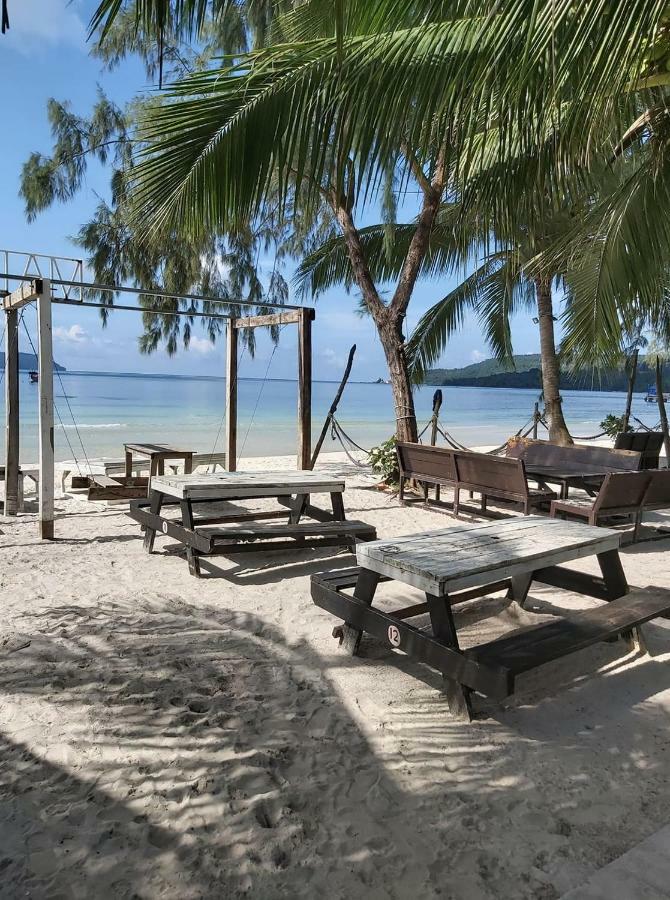 Malibu Hostel Koh Rong Island Exterior photo